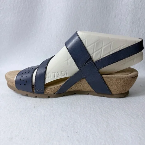 Earth Origins Kendra Khloe Sapphire Blue Leather Wedge Sandals Womens 11M New - Picture 9 of 12